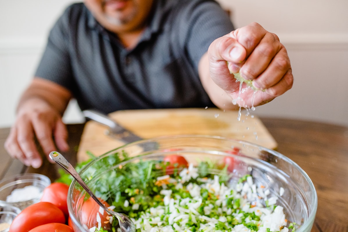 Athlete achieving muscle building goals with proper nutrition